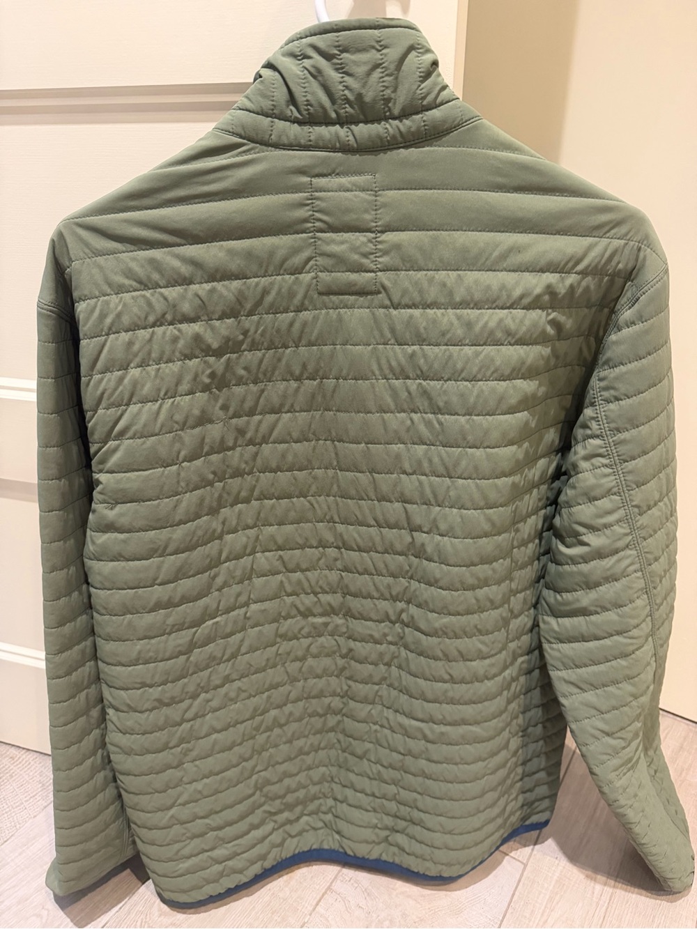 Relwen Green Jacket - Picture 3 of 3
